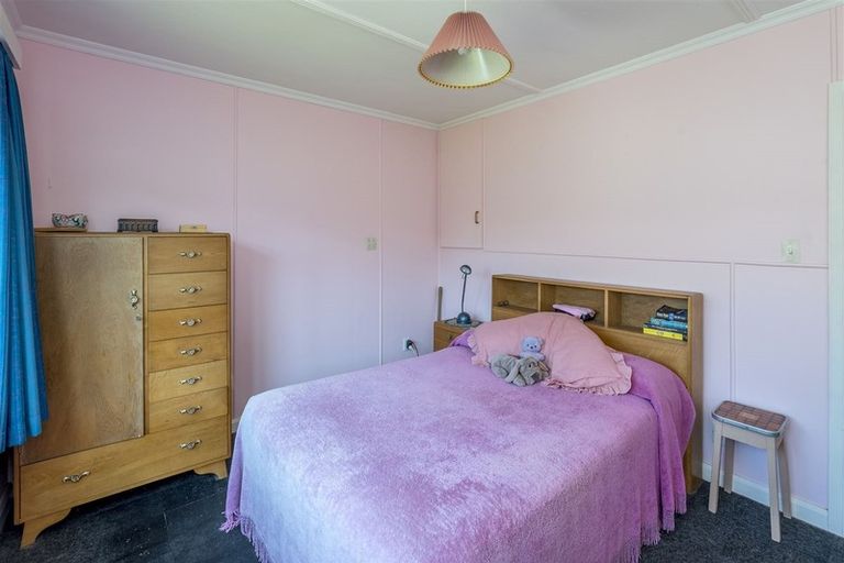 Photo of property in 114 Rua Avenue, Waitarere Beach, Levin, 5510