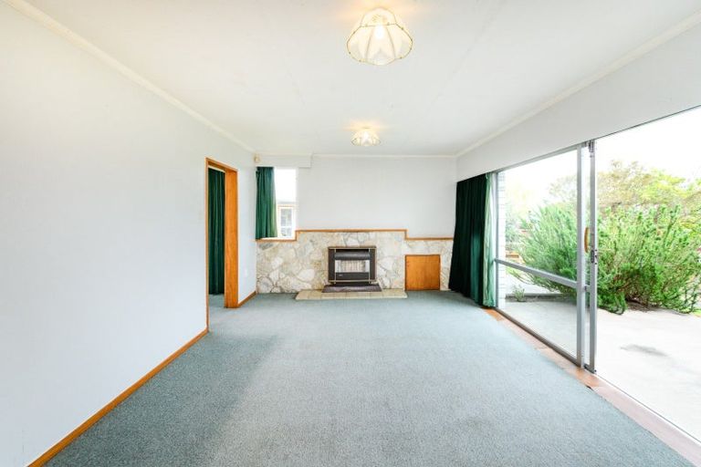 Photo of property in 2 Ajax Place, Highbury, Palmerston North, 4412