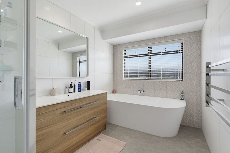 Photo of property in 134 Palm Beach Boulevard, Papamoa Beach, Papamoa, 3118
