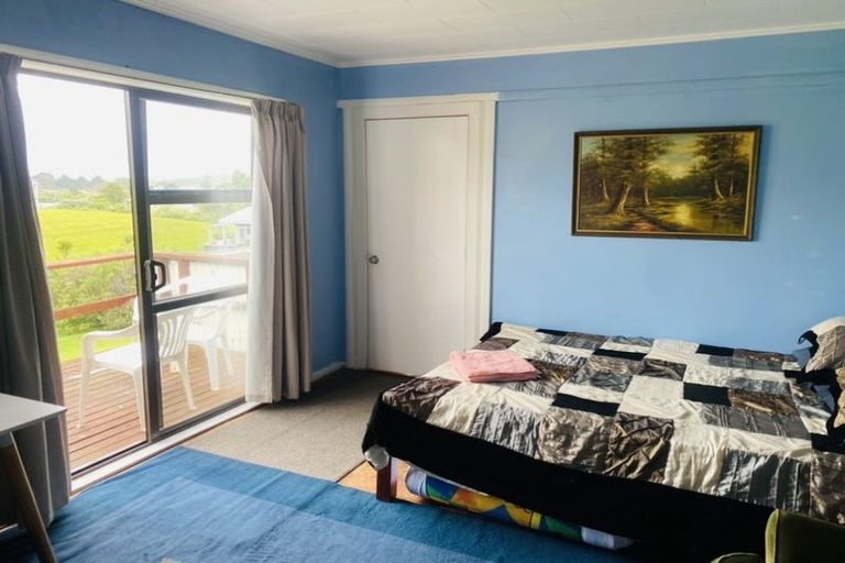 Photo of property in 11 Te Hutewai Road, Raglan, 3225