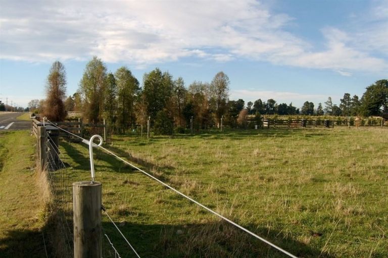 Photo of property in 2 Hayfield Terrace, Cust, Rangiora, 7471