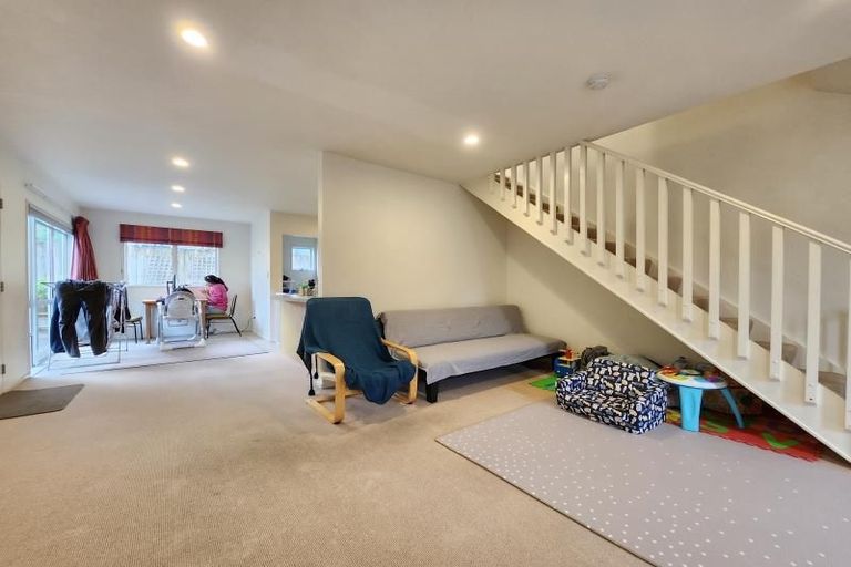 Photo of property in 2/15 Petherick Crescent, Johnsonville, Wellington, 6037