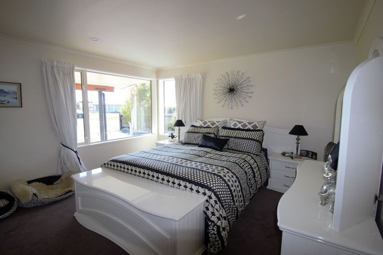 Photo of property in 37 Irishman Drive, Twizel, 7901