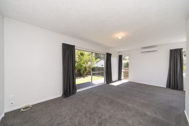 Photo of property in 52a Newton Place, Westbrook, Palmerston North, 4412