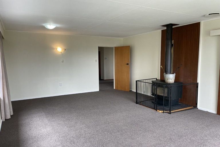 Photo of property in 38 Somerset Crescent, Highbury, Palmerston North, 4412