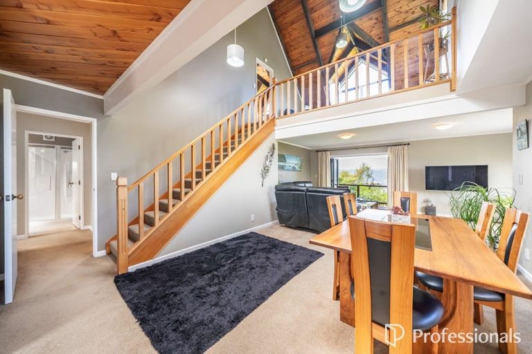 Photo of property in 11 Maungaraki Road, Korokoro, Lower Hutt, 5012