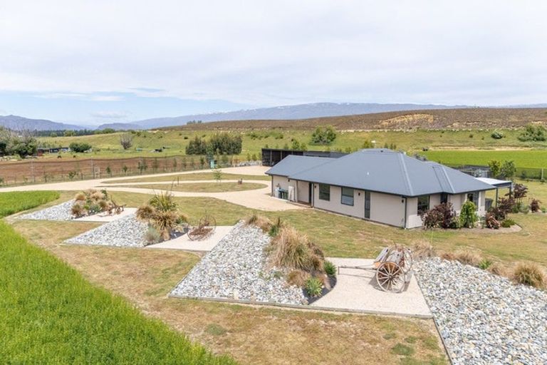 Photo of property in 57 Golden Road, Springvale, Alexandra, 9393