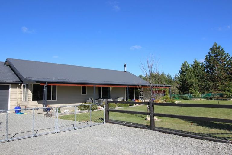 Photo of property in 37 Irishman Drive, Twizel, 7901
