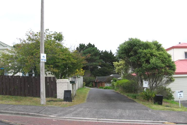 Photo of property in 1/7 Mandica Place, Sunnynook, Auckland, 0632