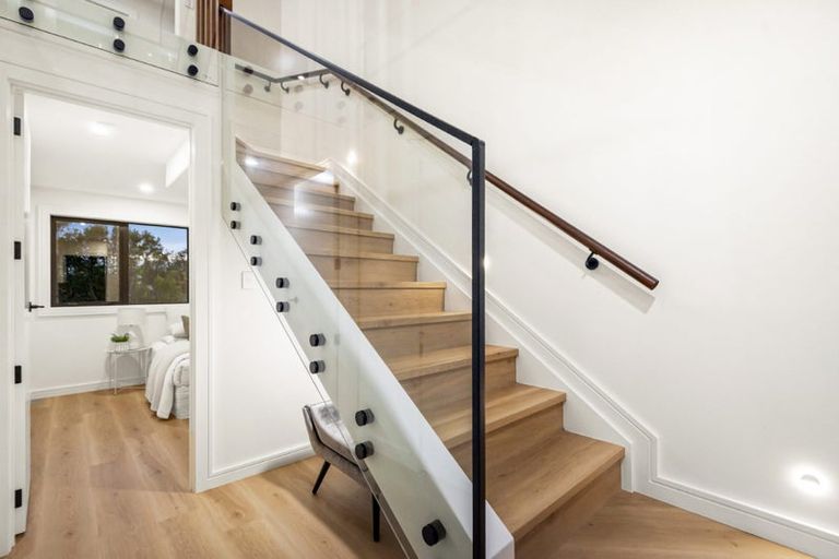 Photo of property in 16b Egremont Street, Belmont, Auckland, 0622