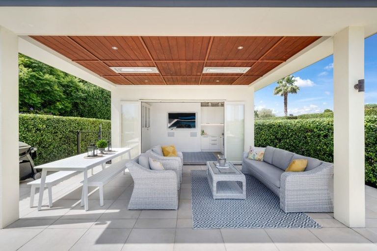 Photo of property in 204 Broomfields Road, Whitford, Howick, 2571