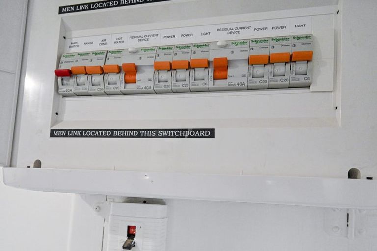 Photo of property in 420 Southland Place, Raureka, Hastings, 4120