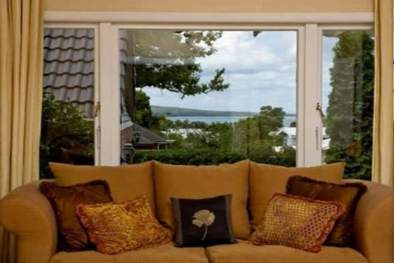 Photo of property in 206 Hurstmere Road, Takapuna, Auckland, 0622