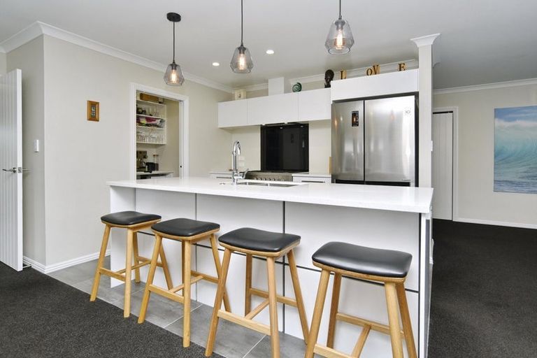 Photo of property in 56 Watkins Drive, Rangiora, 7400