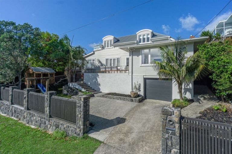 Photo of property in 7 Hauraki Road, Hauraki, Auckland, 0622