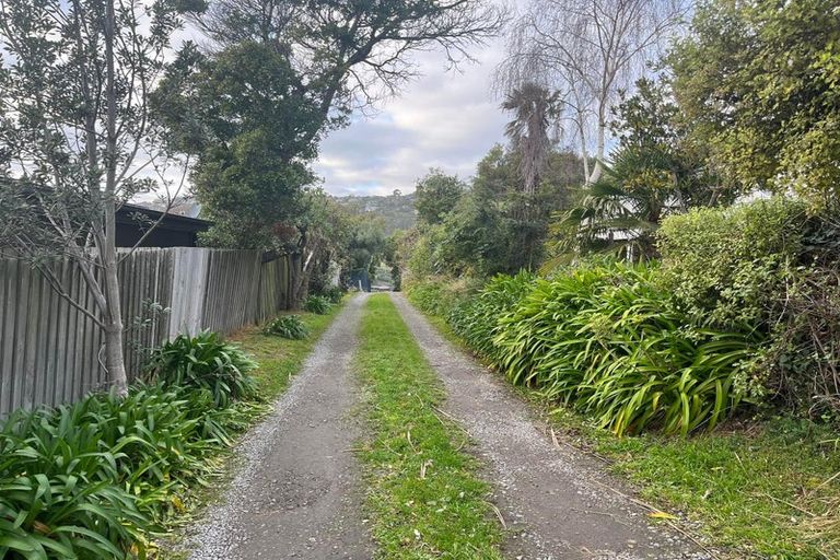 Photo of property in 49 Moncks Spur Road, Redcliffs, Christchurch, 8081