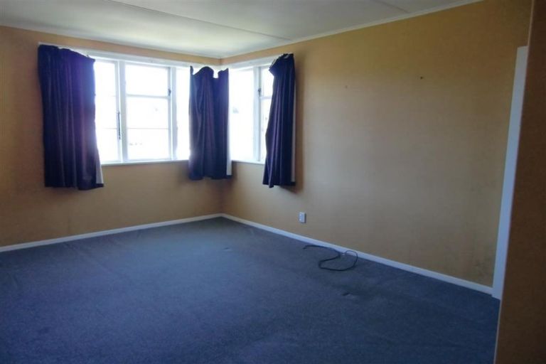 Photo of property in 50a Glenpark Avenue, Frankleigh Park, New Plymouth, 4310