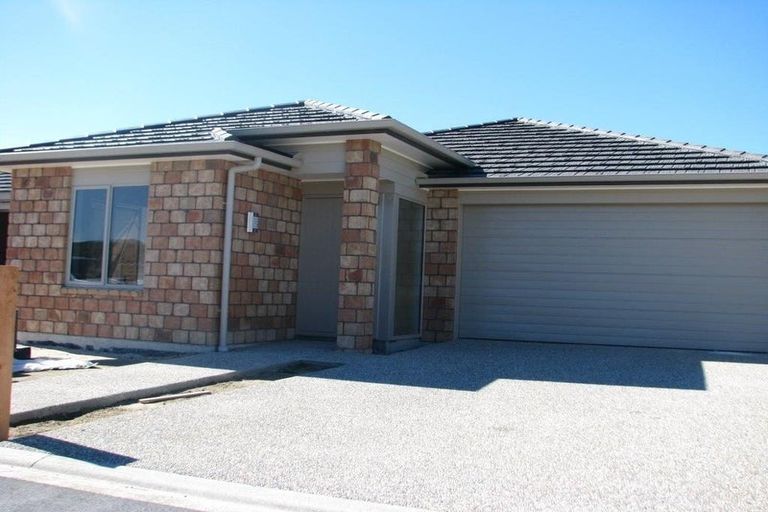 Photo of property in 21 Scoria Close, Pyes Pa, Tauranga, 3112