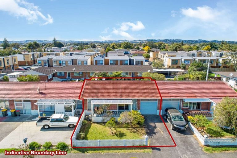 Photo of property in 2e Fraser Road, Papatoetoe, Auckland, 2025