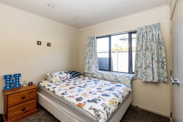 Photo of property in 30 Lowry Place, Frimley, Hastings, 4120