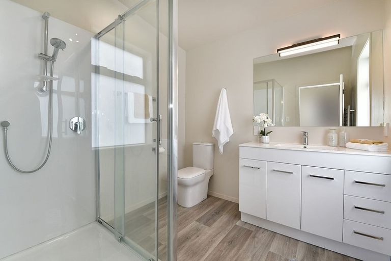 Photo of property in 42 Stanmore Bay Road, Stanmore Bay, Whangaparaoa, 0932