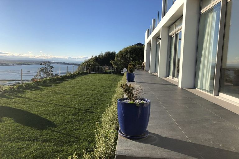 Photo of property in 5 Gazelle Lane, Redcliffs, Christchurch, 8081