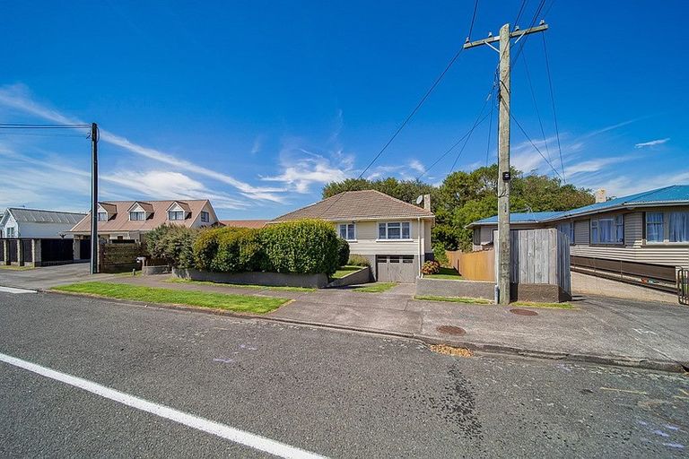 Photo of property in 26 Collins Street, Hawera, 4610