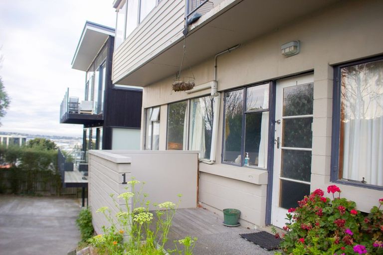 Photo of property in 1/120 London Street, Dunedin Central, Dunedin, 9016
