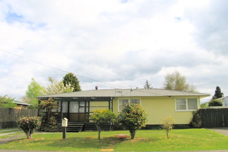 Photo of property in 9 Euan Street, Mangakakahi, Rotorua, 3015