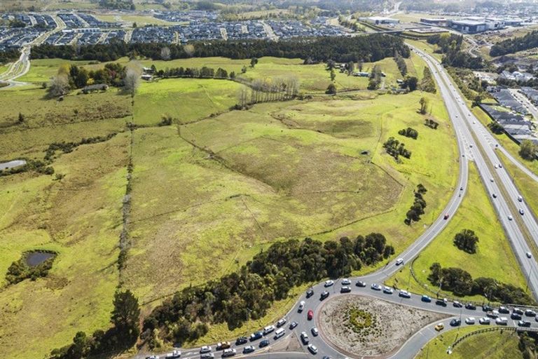 Photo of property in 46 Old Pine Valley Road, Dairy Flat, Silverdale, 0992