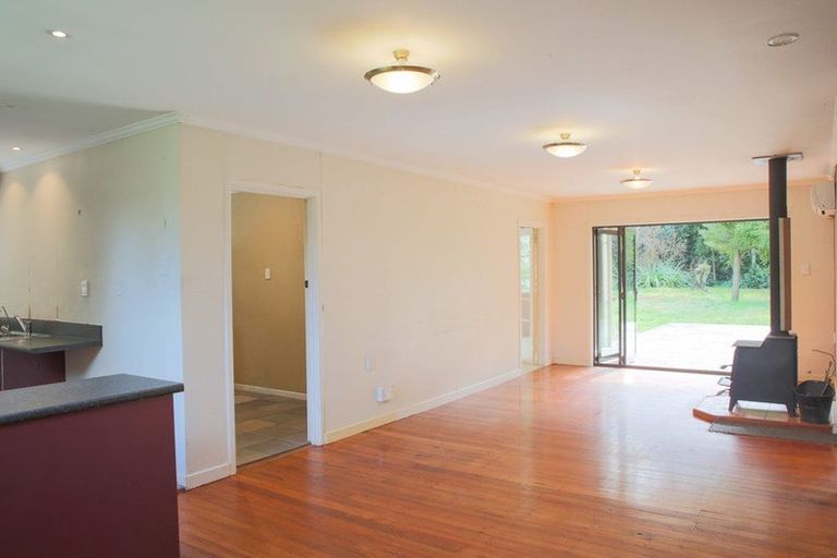 Photo of property in 26 Watt Road, Otatara, Invercargill, 9879