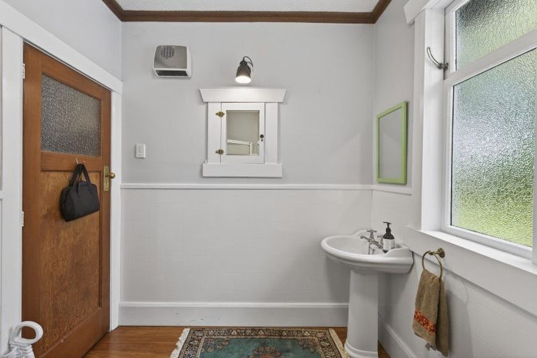 Photo of property in 48 Maire Street, Inglewood, 4330