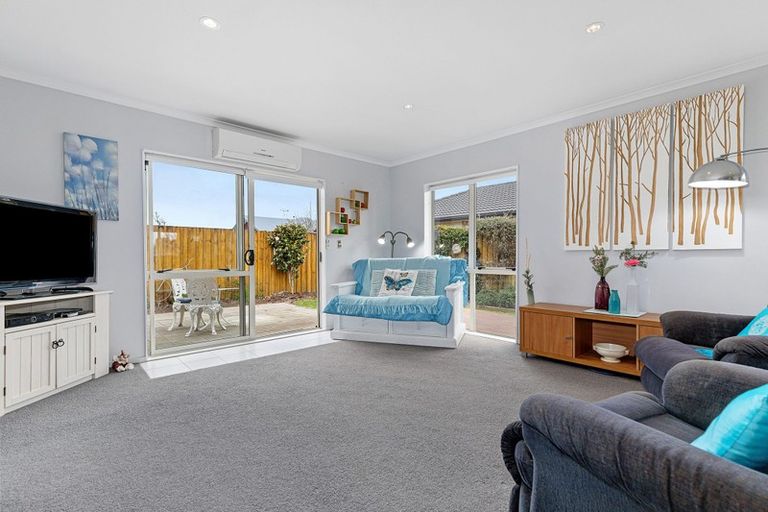 Photo of property in 5 Shrule Place, Huntington, Hamilton, 3210