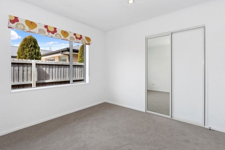 Photo of property in 4 Catkins Lane, Mairehau, Christchurch, 8052