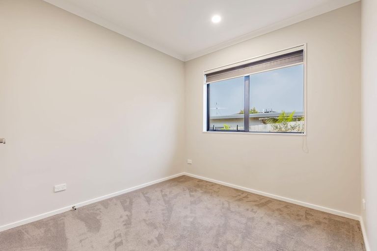 Photo of property in 136 Jeffs Road, Flat Bush, Auckland, 2016
