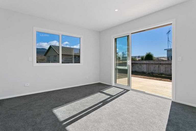 Photo of property in 28 Ngahana Place, Turangi, 3334
