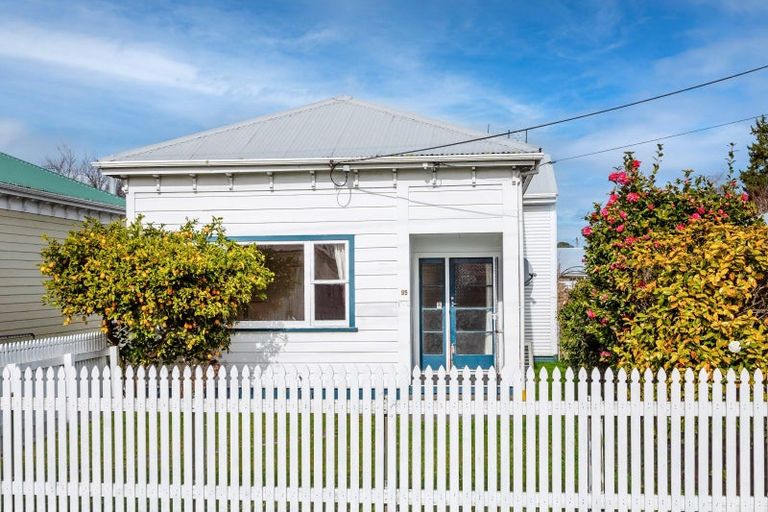 Photo of property in 95 Villa Street, Masterton, 5810
