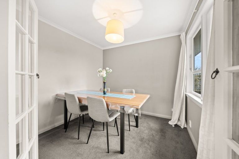 Photo of property in 22 Humphries Street, Greytown, 5712