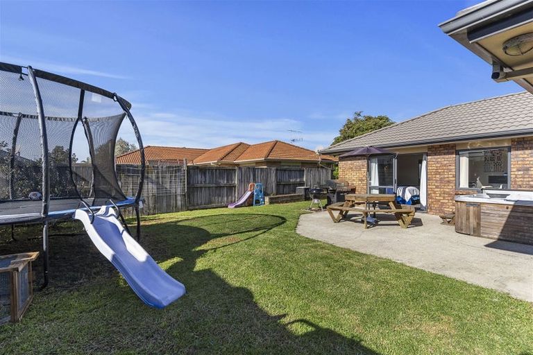 Photo of property in 11 Sarah Place, Papamoa Beach, Papamoa, 3118