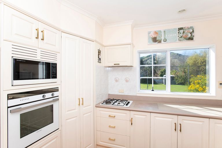 Photo of property in 49 Island Road, Whataupoko, Gisborne, 4010