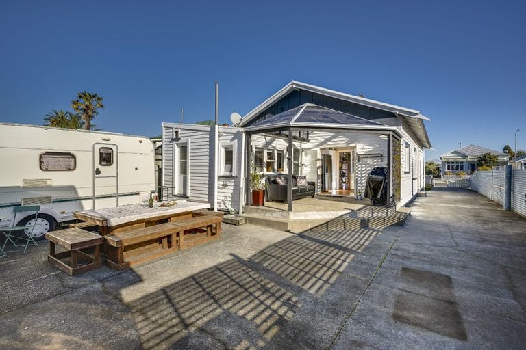 Photo of property in 19 Mcdonald Street, Napier South, Napier, 4110