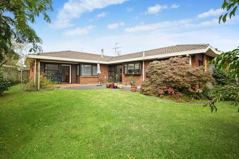 Photo of property in 8 Mt Blanc Place, Northpark, Auckland, 2013