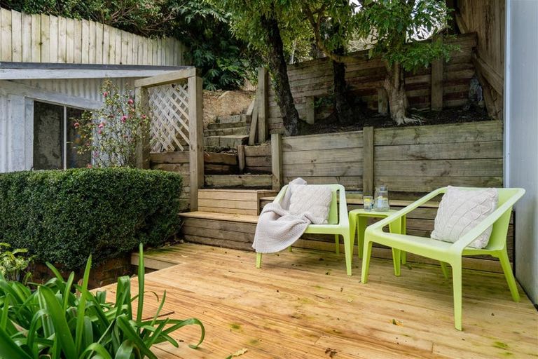 Photo of property in 220 Ohiro Road, Brooklyn, Wellington, 6021