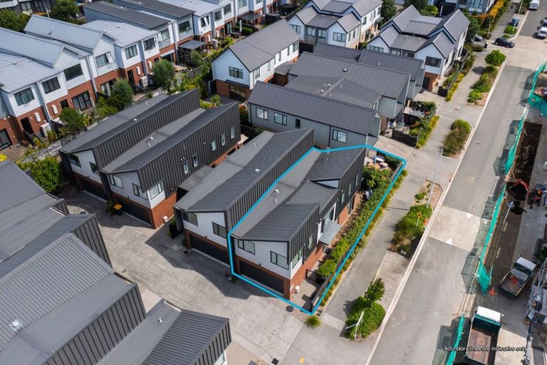 Photo of property in 8 Windlass Street, Long Bay, Auckland, 0630