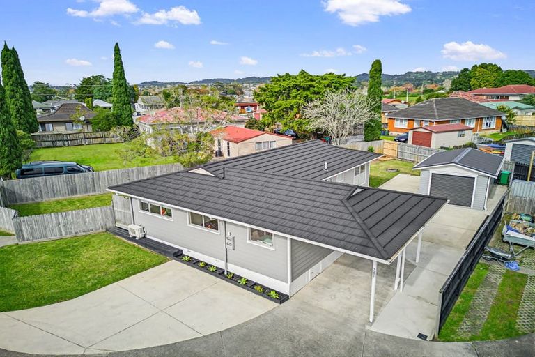 Photo of property in 127b Bruce Mclaren Road, Henderson, Auckland, 0612