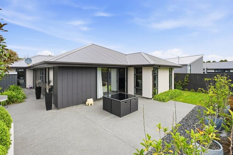 Photo of property in 902 Cashmere Road, Halswell, Christchurch, 8025