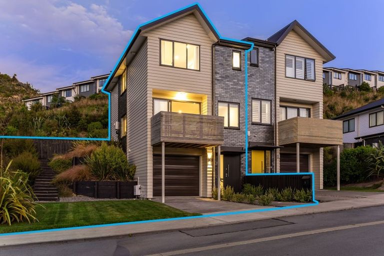 Photo of property in 7 Holystone Road, Whitby, Porirua, 5024