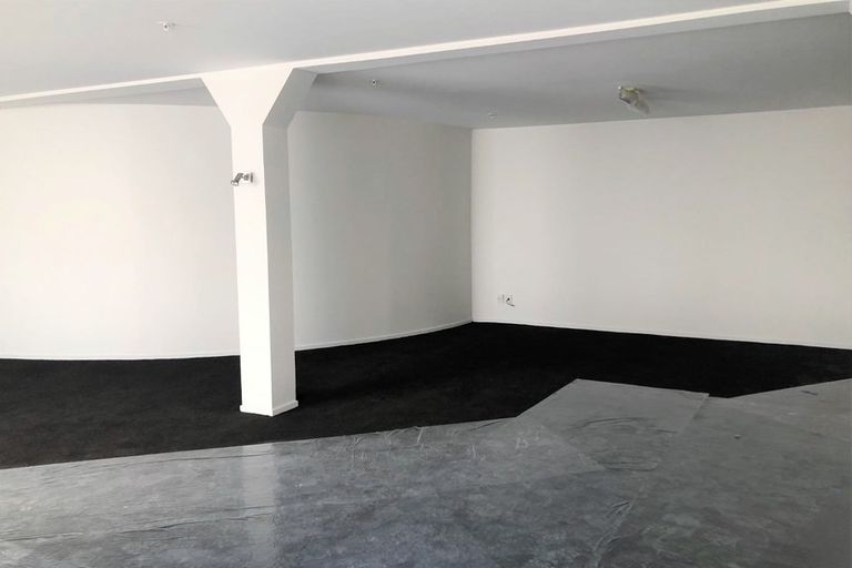Photo of property in Bond Store Apartments, 8b Egmont Street, Te Aro, Wellington, 6011
