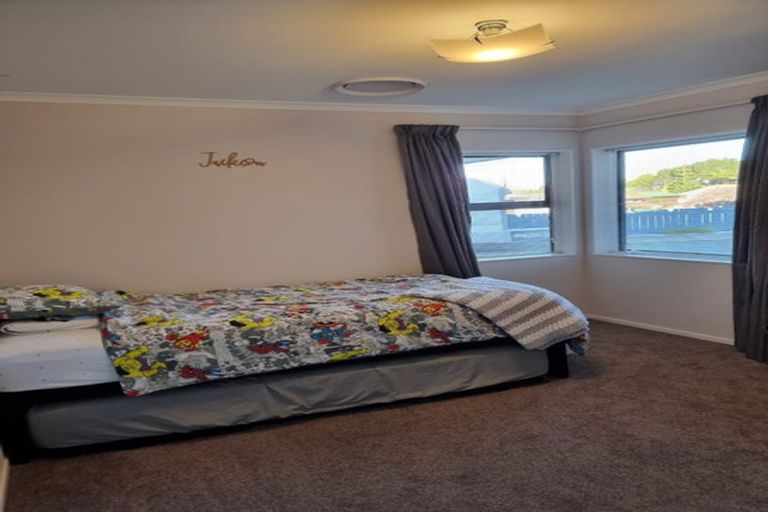 Photo of property in 24 Edward Payton Grove, Pukehangi, Rotorua, 3015