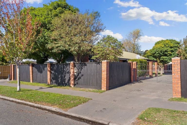 Photo of property in 100 Patterson Terrace, Halswell, Christchurch, 8025